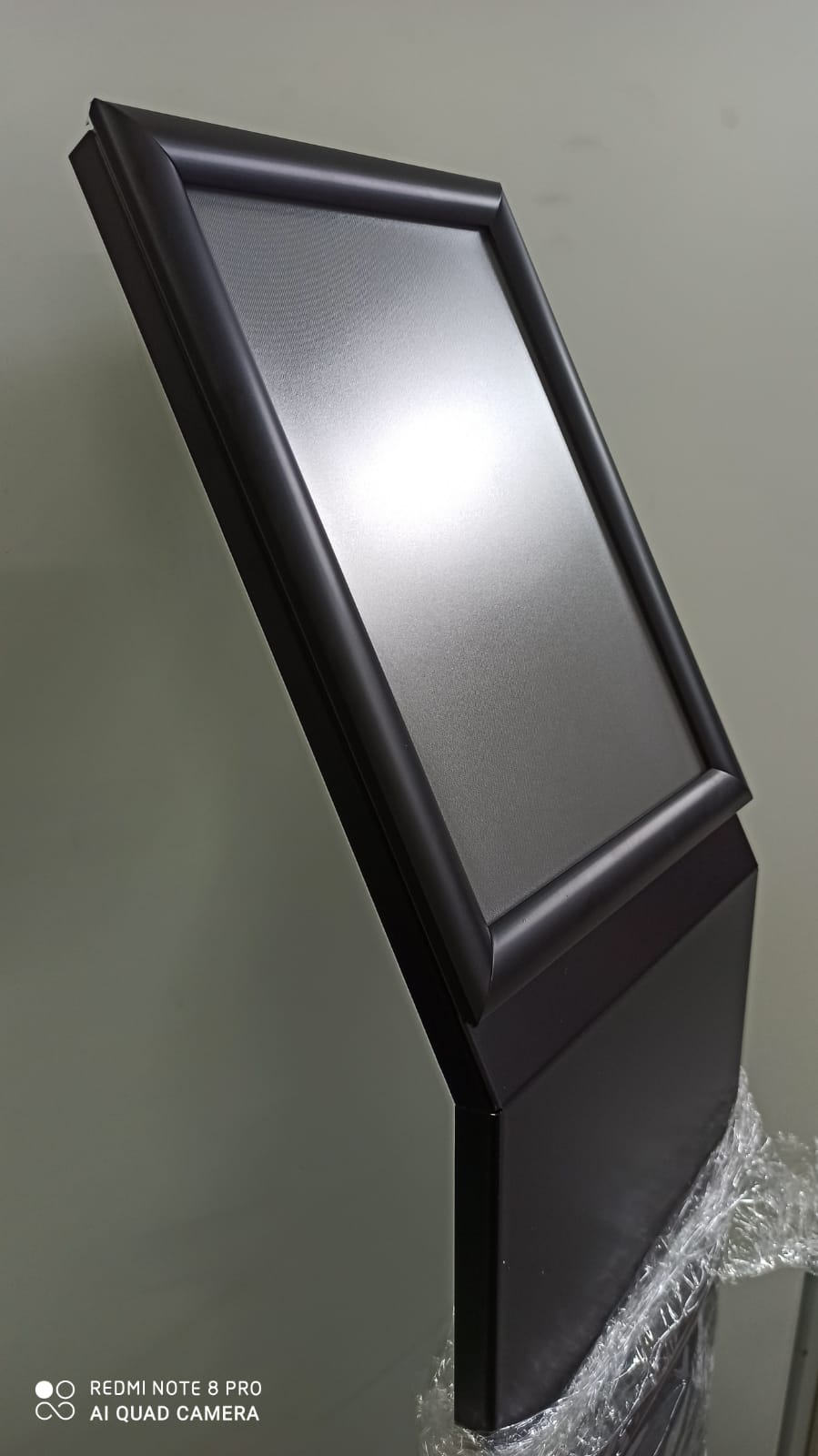 Menüständer mit A4 Clip-Clap Rahmen